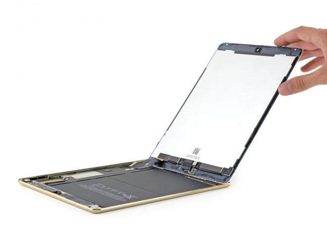 Открытый iPad Air 2