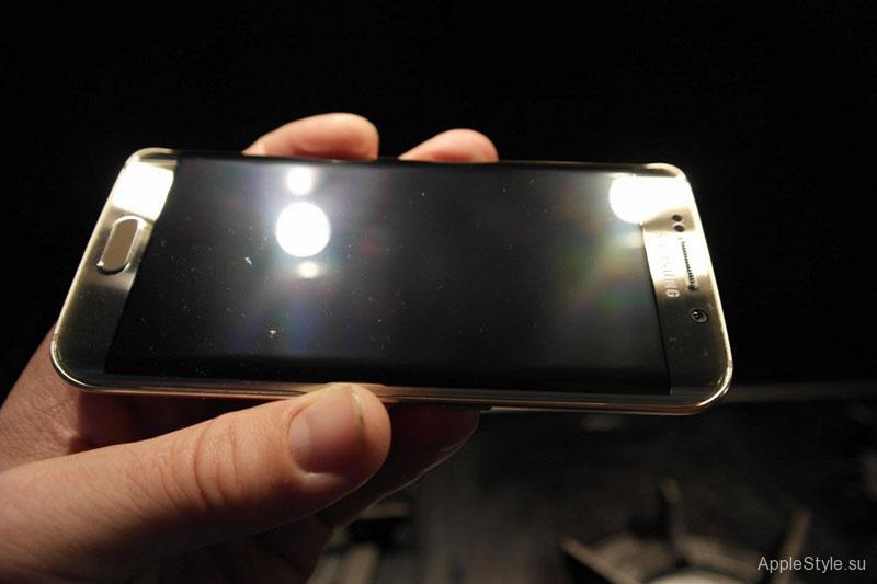 Чехол Samsung царапает экран